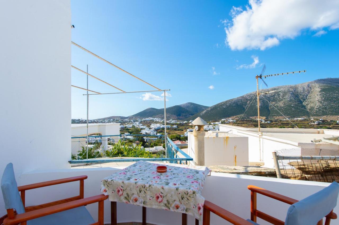 Mosxa House Apartment Artemonas Bagian luar foto